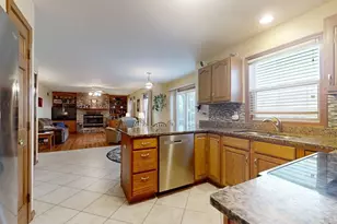 4511 Copper Ridge Rd, Champaign, IL 61822 - Photo 11