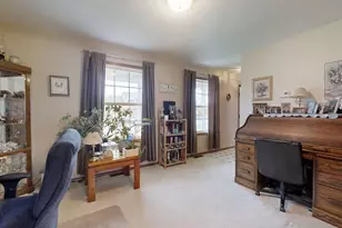 4511 Copper Ridge Rd, Champaign, IL 61822 - Photo 7