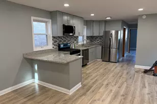 9015 S Carpenter St, Chicago, IL 60620 - Photo 7