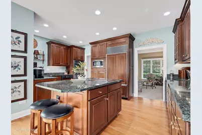 802 Kenmare Drive, Burr Ridge, IL 60527 - Photo 15