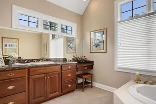 802 Kenmare Dr, Burr Ridge, IL 60527 - Photo 27