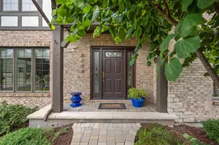 802 Kenmare Dr, Burr Ridge, IL 60527 - Photo 3