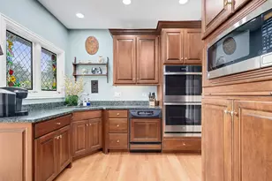 802 Kenmare Dr, Burr Ridge, IL 60527 - Photo 17