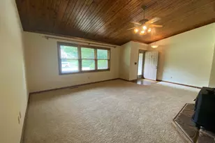 205 Carrie Ave, Urbana, IL 61802 - Photo 5