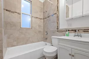 7642 S Dante Ave, Chicago, IL 60619 - Photo 7