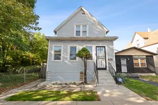 7642 S Dante Ave, Chicago, IL 60619 - Photo 1