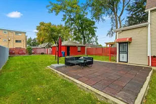 12412 S Lincoln St, Calumet Park, IL 60827 - Photo 25