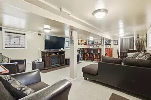 12412 S Lincoln St, Calumet Park, IL 60827 - Photo 19