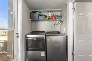 105 E Illinois St, Mansfield, IL 61854 - Photo 15