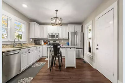 105 E Illinois Street, Mansfield, IL 61854 - Photo 9