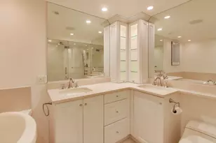 1440 N Lake Shore Dr, Chicago, IL 60610 - Photo 13