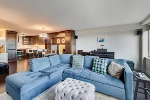 1440 N Lake Shore Dr, Chicago, IL 60610 - Photo 5