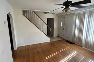 200 E 141st St, Dolton, IL 60419 - Photo 3