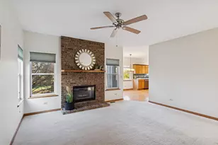 1162 Silo Hill Dr, Grayslake, IL 60030 - Photo 5