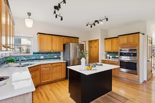 1162 Silo Hill Dr, Grayslake, IL 60030 - Photo 9