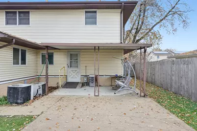 132 Tanglewood Drive, Elk Grove Village, IL 60007 - Photo 35
