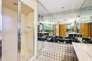 132 Tanglewood Dr, Elk Grove Village, IL 60007 - Photo 33