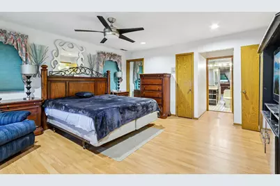 132 Tanglewood Drive, Elk Grove Village, IL 60007 - Photo 21