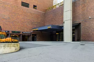 1030 N State St, Chicago, IL 60610 - Photo 27