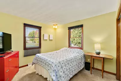 19474 Hahn Drive, Dekalb, IL 60115 - Photo 13