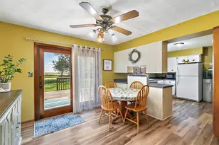 19474 Hahn Dr, Dekalb, IL 60115 - Photo 7