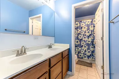 3316 Highwood Court, Elgin, IL 60124 - Photo 25