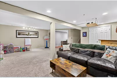 6034 Delaney Drive, Hoffman Estates, IL 60192 - Photo 21