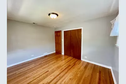 3942 W Fitch Avenue, Lincolnwood, IL 60712 - Photo 9