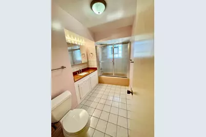 4825 W Sherwin Avenue, Lincolnwood, IL 60712 - Photo 15