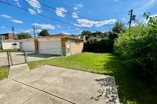 4825 W Sherwin Ave, Lincolnwood, IL 60712 - Photo 23