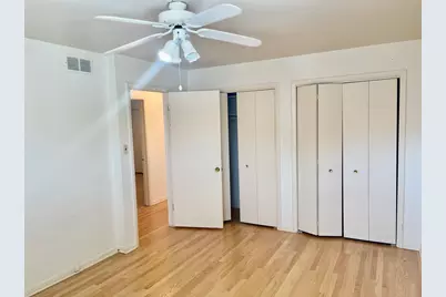 4825 W Sherwin Avenue, Lincolnwood, IL 60712 - Photo 11