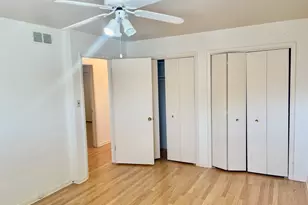 4825 W Sherwin Ave, Lincolnwood, IL 60712 - Photo 11