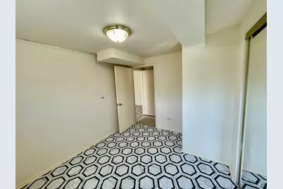 4825 W Sherwin Avenue, Lincolnwood, IL 60712 - Photo 19