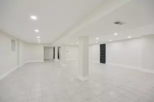 8153 S Champlain Ave, Chicago, IL 60619 - Photo 29