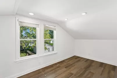 540 E 4th Street, Lockport, IL 60441 - Photo 13