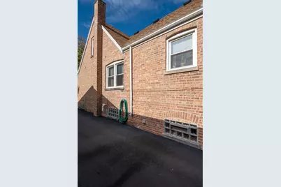 14533 S Parnell Avenue, Riverdale, IL 60827 - Photo 9