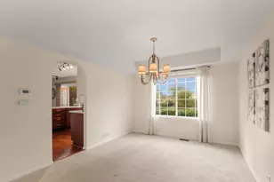 344 Rock Hall Cir, Grayslake, IL 60030 - Photo 13