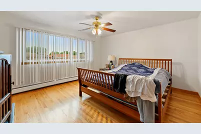 8729 W Summerdale Avenue, Chicago, IL 60656 - Photo 39