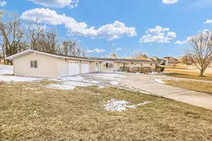 143 Choctaw Trail, Loda, IL 60948 - Photo 1