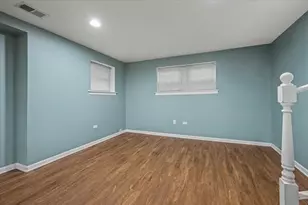 7321 N Honore St, Chicago, IL 60626 - Photo 25