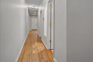 7321 N Honore St, Chicago, IL 60626 - Photo 9