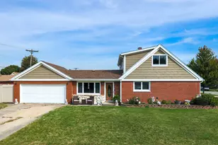 9236 Pembroke Ln, Bridgeview, IL 60455 - Photo 7
