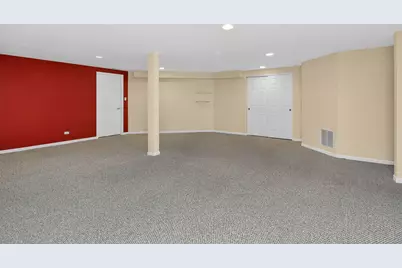 1628 Luther Avenue, Oakbrook Terrace, IL 60181 - Photo 21