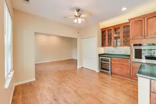 11 Beaconsfield Ct, Lincolnshire, IL 60069 - Photo 13