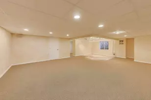 11 Beaconsfield Ct, Lincolnshire, IL 60069 - Photo 33