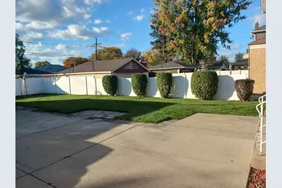 [Address not provided], Westchester, IL 60154 - Photo 25