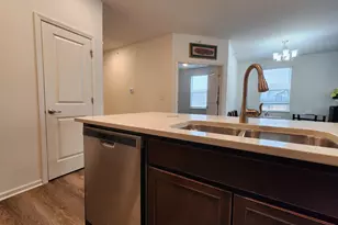 242 Sussex Ln, North Aurora, IL 60542 - Photo 27