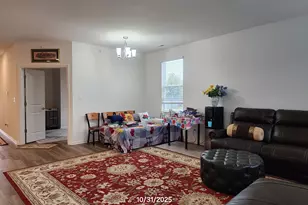 242 Sussex Ln, North Aurora, IL 60542 - Photo 23