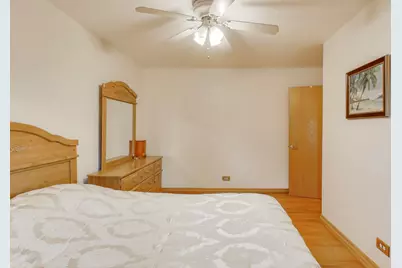 932 Kentucky Lane, Elk Grove Village, IL 60007 - Photo 25