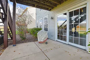1242 Prairie View Pkwy, Cary, IL 60013 - Photo 29